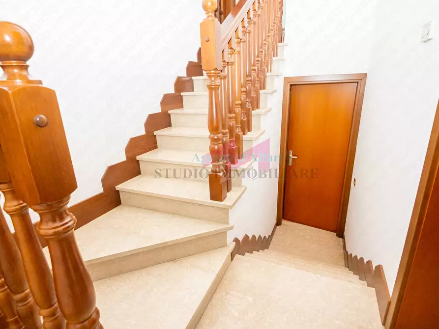 Immagine 14 di Villa in vendita  in via Papa Giovanni XXIII 104 a Calto