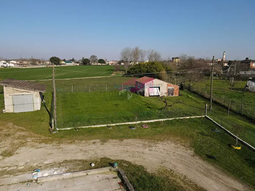 Immagine 2 di Villetta a schiera in vendita  in via Api 485 a Bergantino