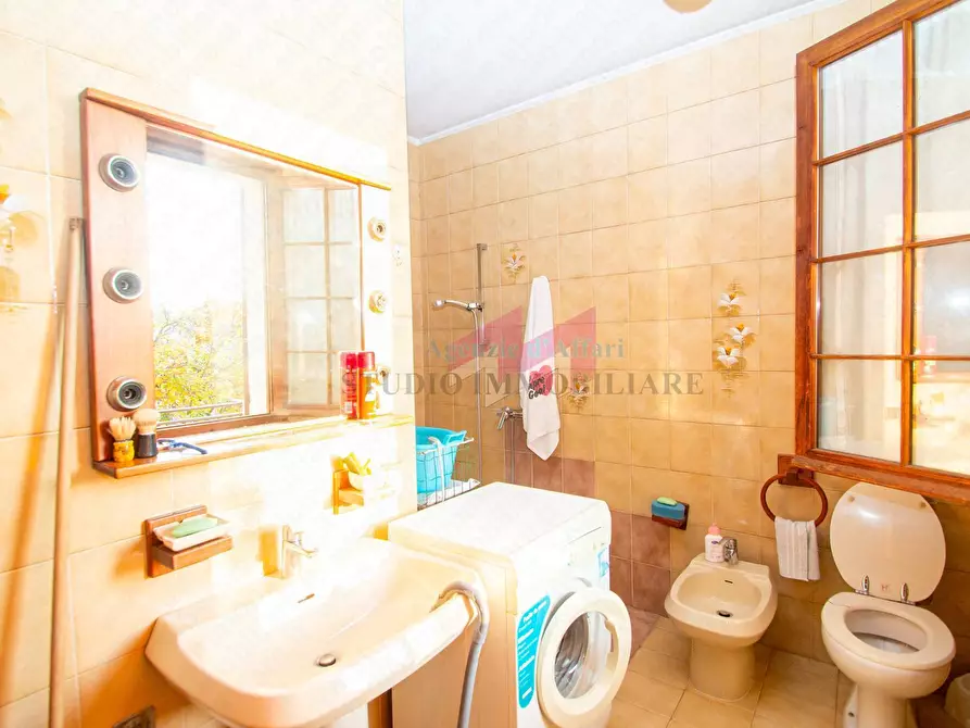 Immagine 8 di Casa semindipendente in vendita  in via Vittorio Emanuele II 75 a Bergantino