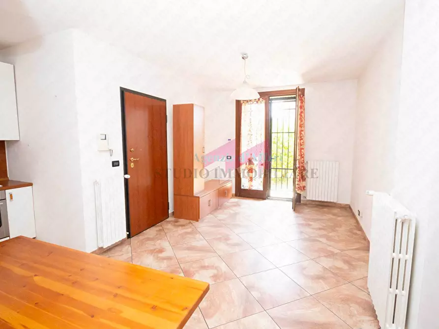 Immagine 1 di Appartamento in vendita  in via Collodi 1 a Ostiglia