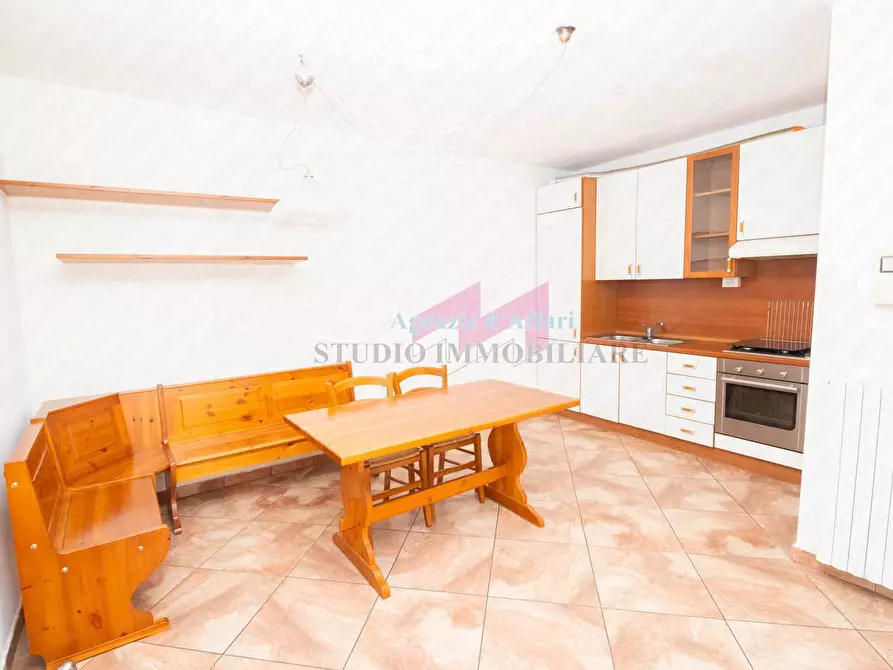 Immagine 3 di Appartamento in vendita  in via Collodi 1 a Ostiglia