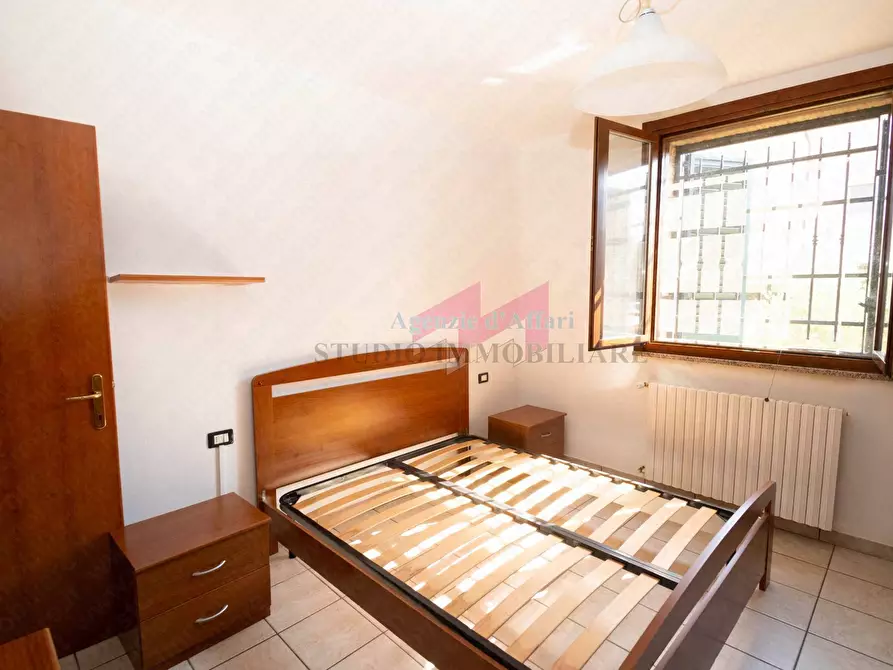 Immagine 4 di Appartamento in vendita  in via Collodi 1 a Ostiglia