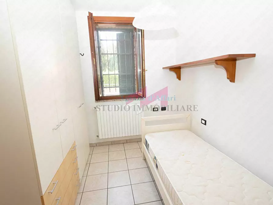 Immagine 6 di Appartamento in vendita  in via Collodi 1 a Ostiglia