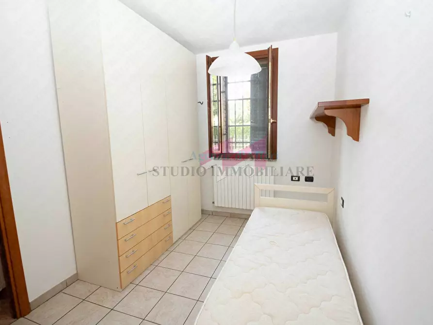 Immagine 7 di Appartamento in vendita  in via Collodi 1 a Ostiglia