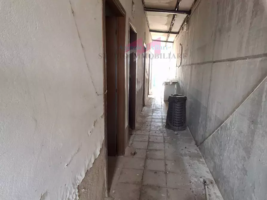 Immagine 20 di Laboratorio in vendita  a Bergantino