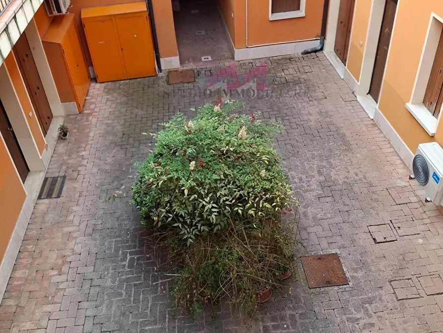 Immagine 10 di Appartamento in vendita  a Ostiglia