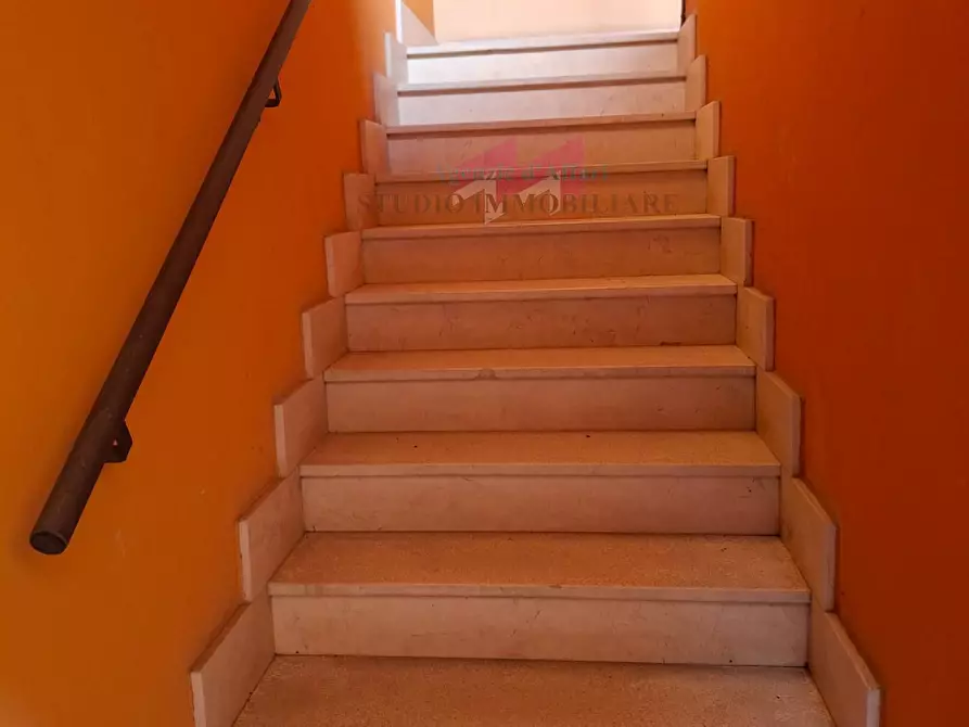 Immagine 14 di Appartamento in vendita  a Ostiglia