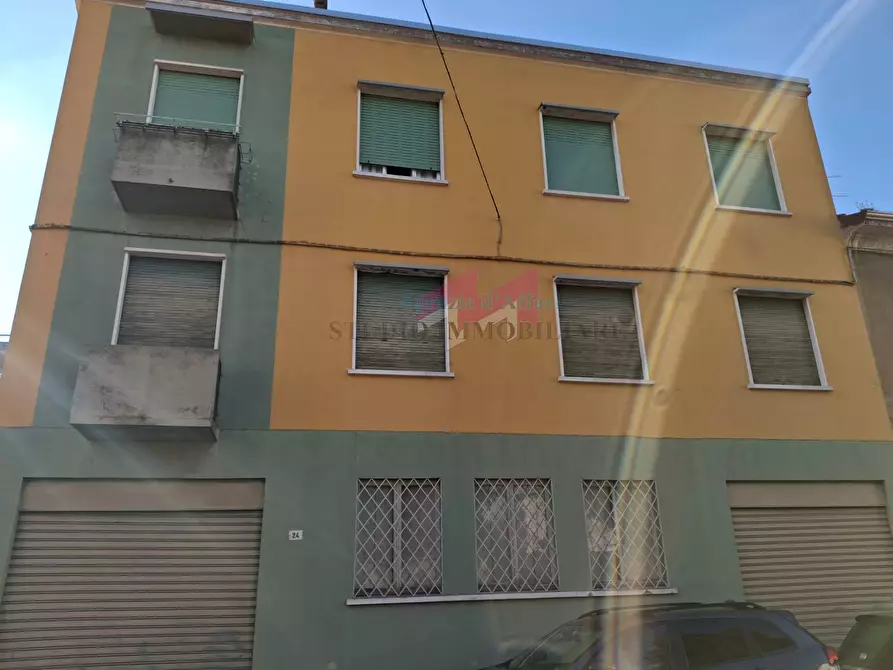 Immagine 3 di Casa semindipendente in vendita  a Ostiglia