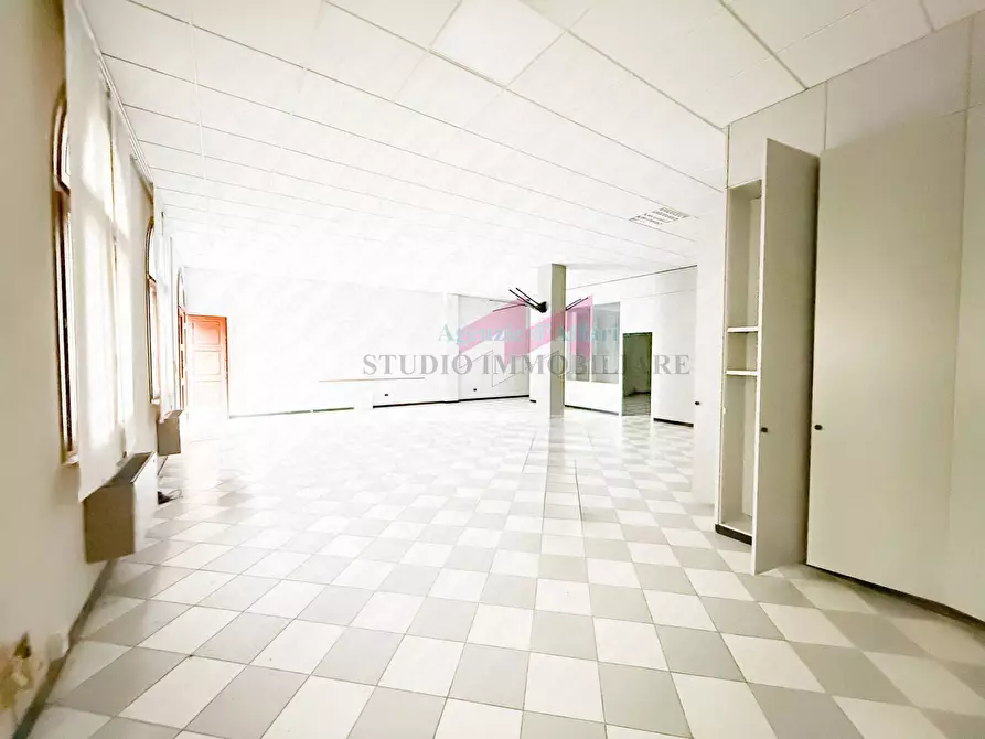 Immagine 5 di Ufficio in vendita  in via XX Settembre 63 a Ostiglia