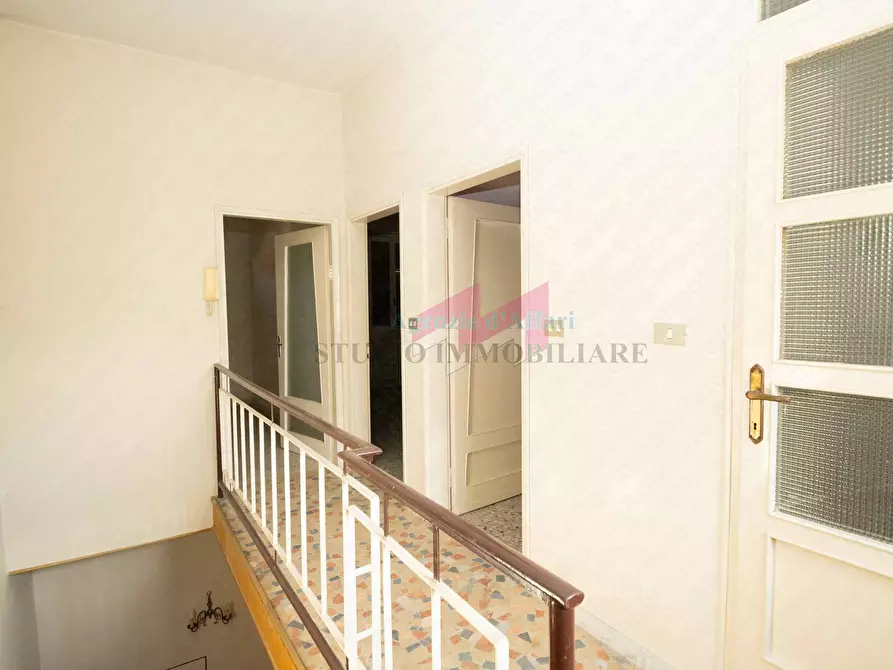 Immagine 6 di Casa semindipendente in vendita  in via Bertioli 31 a Ostiglia