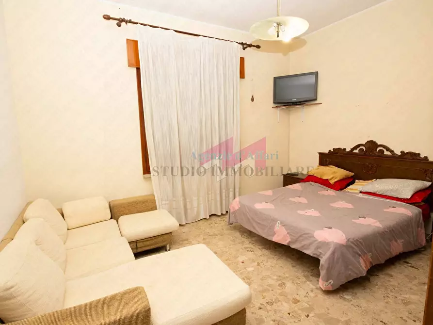 Immagine 10 di Villa in vendita  in Via Roma 158 a Bergantino