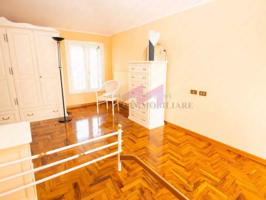 Immagine 17 di Villa in vendita  in Via Garibaldi 782 a Bergantino