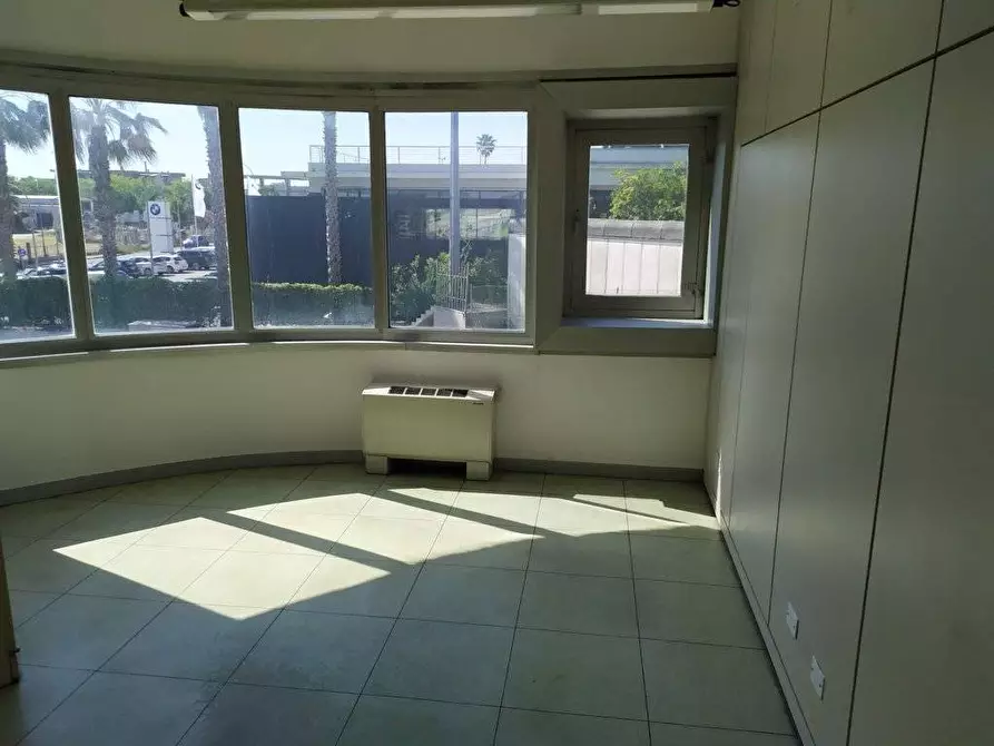 Immagine 6 di Ufficio in affitto  a San Benedetto Del Tronto