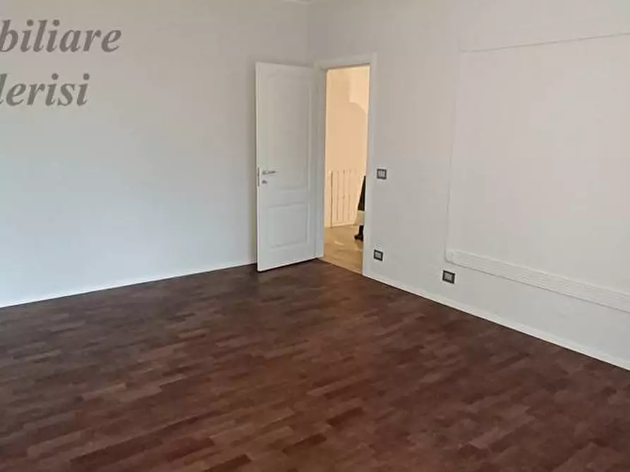 Immagine 29 di Villetta a schiera in vendita  a Grottammare