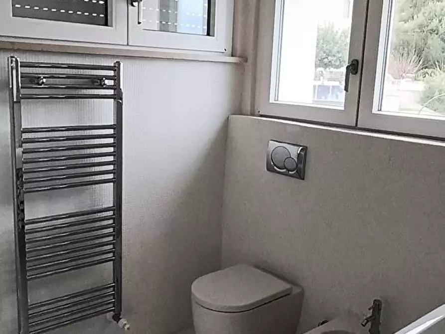 Immagine 34 di Villetta a schiera in vendita  a Grottammare