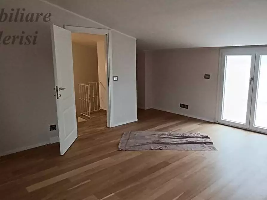 Immagine 39 di Villetta a schiera in vendita  a Grottammare