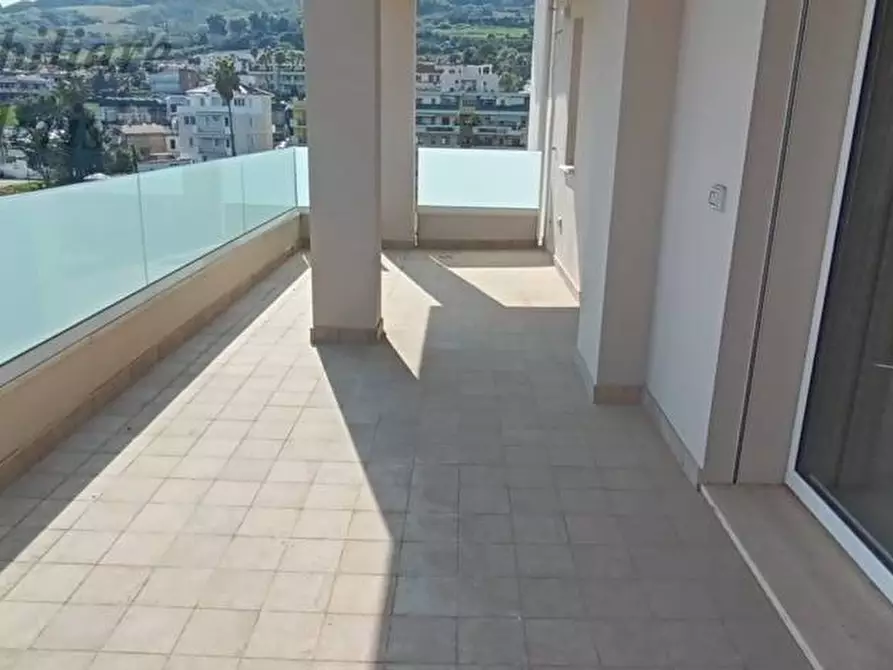 Immagine 12 di Attico in vendita  in Via Del Correggio a San Benedetto Del Tronto