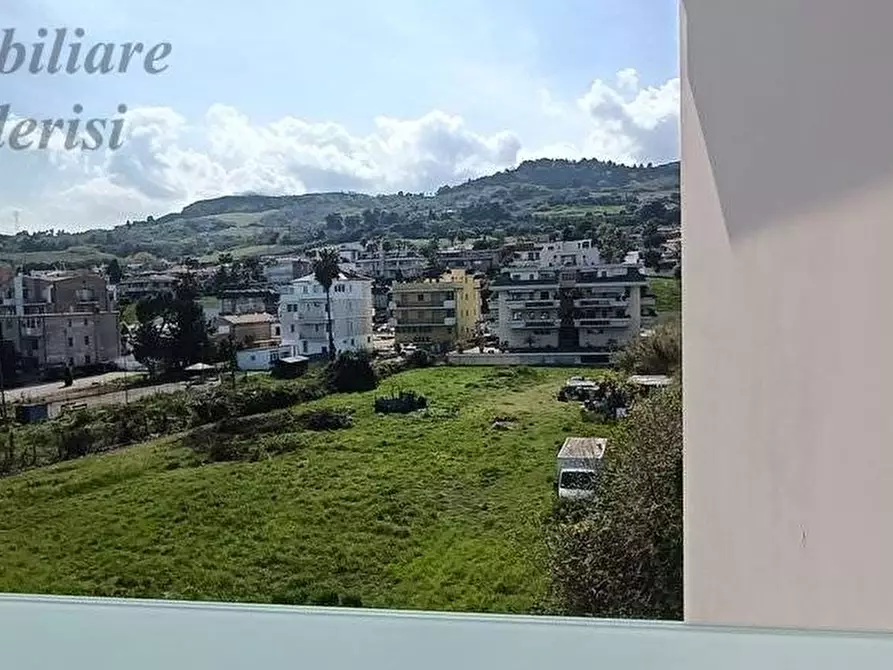 Immagine 13 di Attico in vendita  in Via Del Correggio a San Benedetto Del Tronto