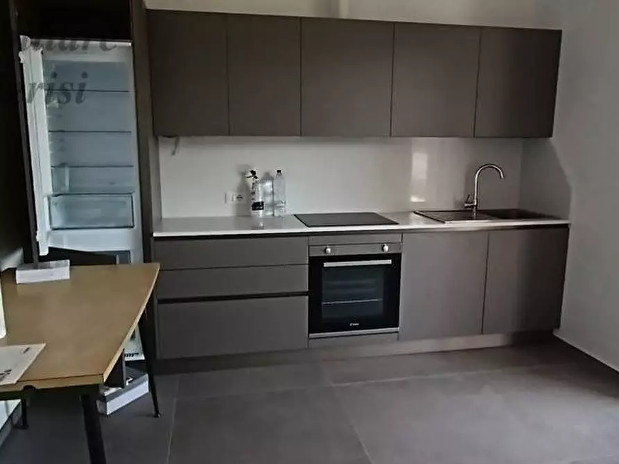 Immagine 16 di Attico in vendita  in Via Del Correggio a San Benedetto Del Tronto