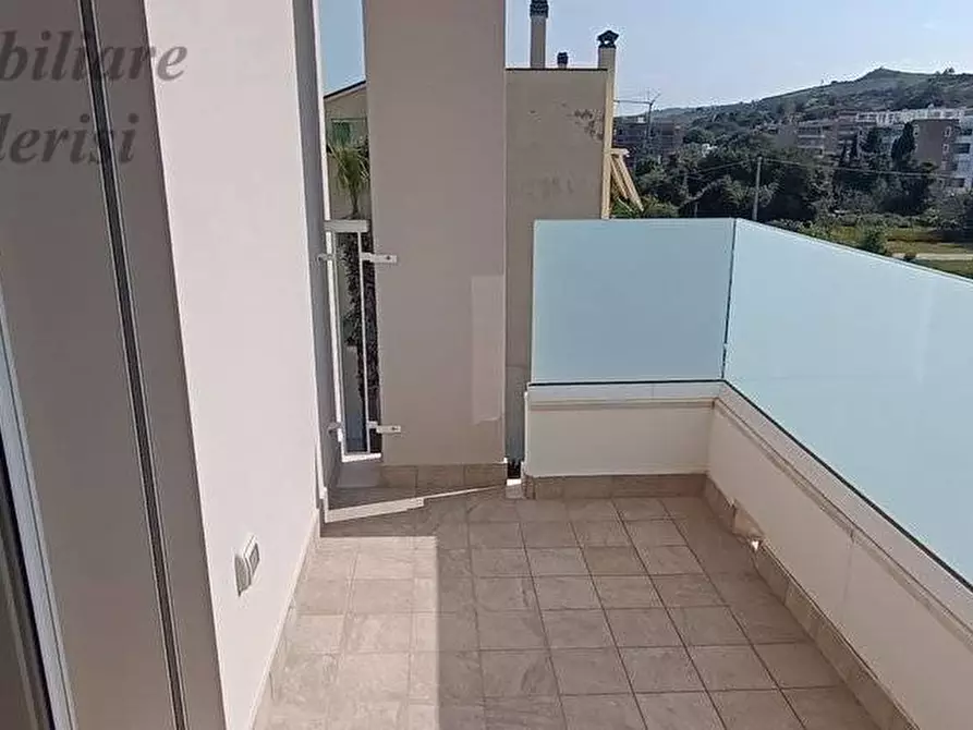 Immagine 21 di Attico in vendita  in Via Del Correggio a San Benedetto Del Tronto