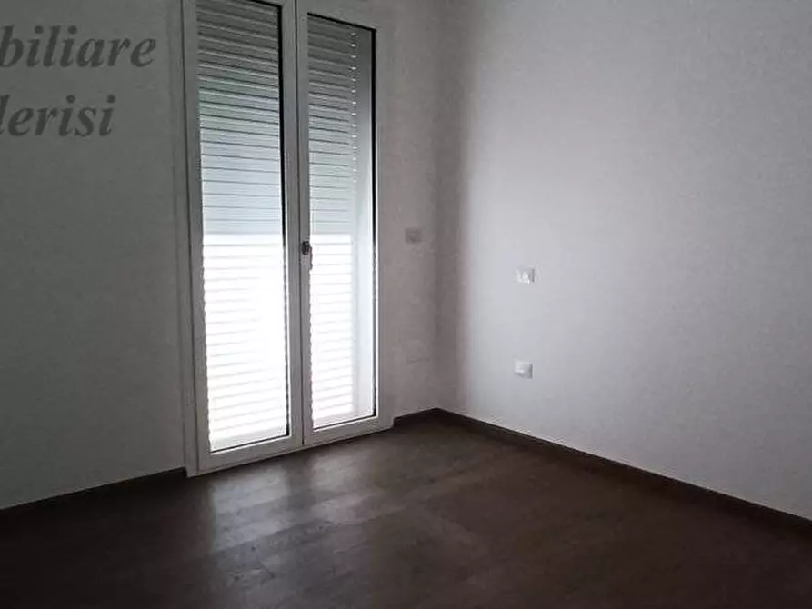 Immagine 27 di Attico in vendita  in Via Del Correggio a San Benedetto Del Tronto