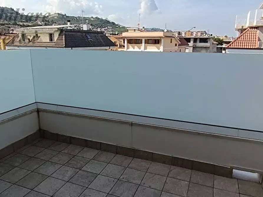 Immagine 36 di Attico in vendita  in Via Del Correggio a San Benedetto Del Tronto