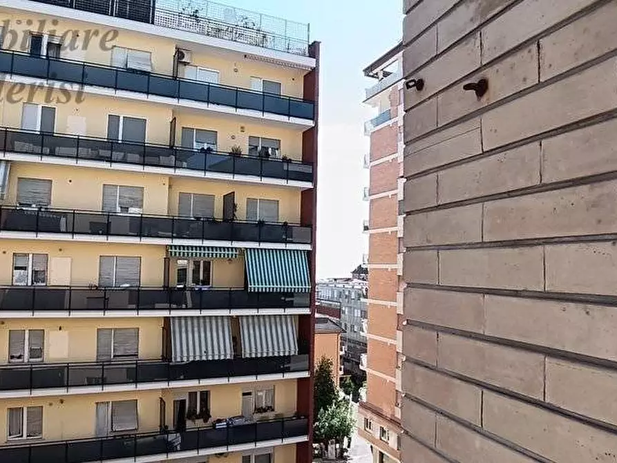 Immagine 8 di Appartamento in vendita  in Viale De Gasperi a San Benedetto Del Tronto