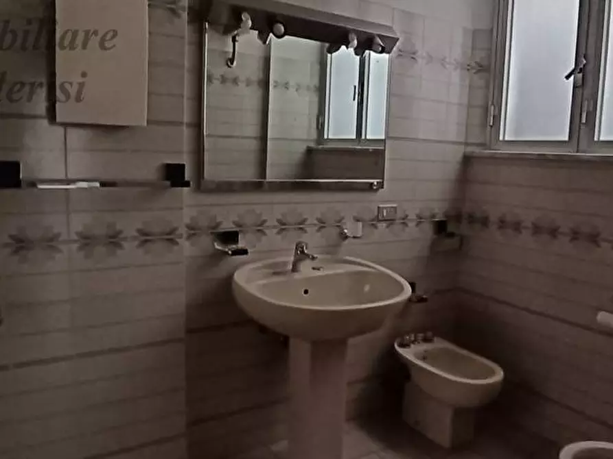 Immagine 19 di Appartamento in vendita  in Viale De Gasperi a San Benedetto Del Tronto