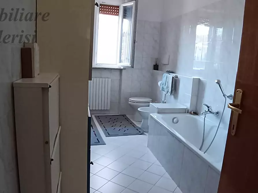 Immagine 9 di Appartamento in vendita  in Via Giovanni XXIII a San Benedetto Del Tronto