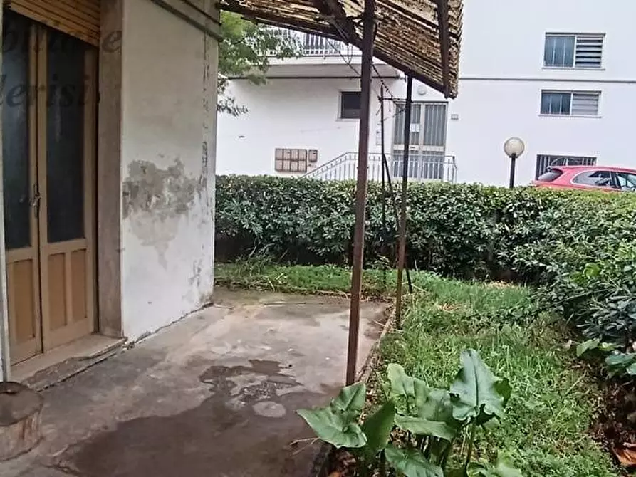 Immagine 7 di Casa indipendente in vendita  in Viale Piane San Donato a Corropoli