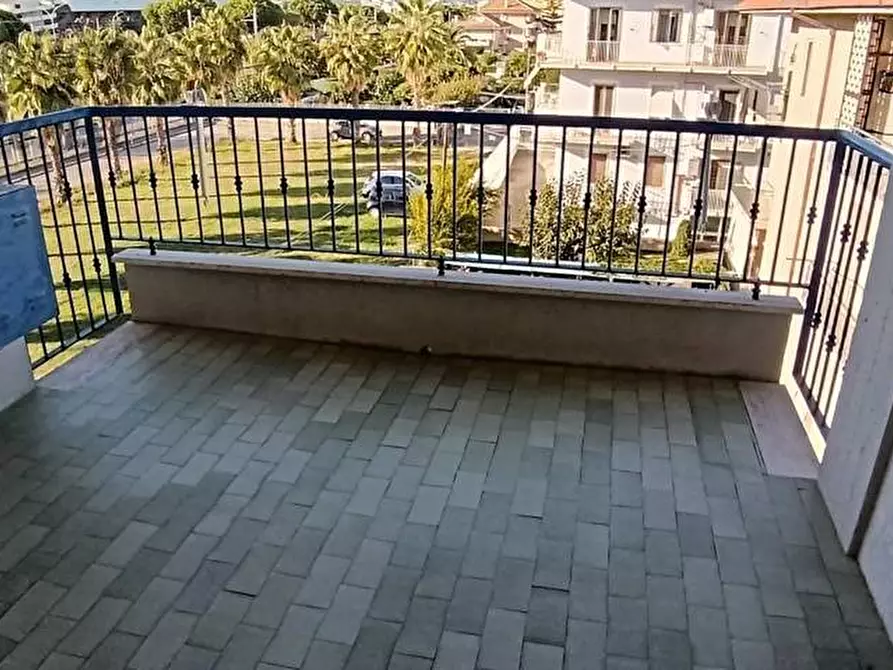 Immagine 9 di Appartamento in vendita  in Via Ristori a San Benedetto Del Tronto