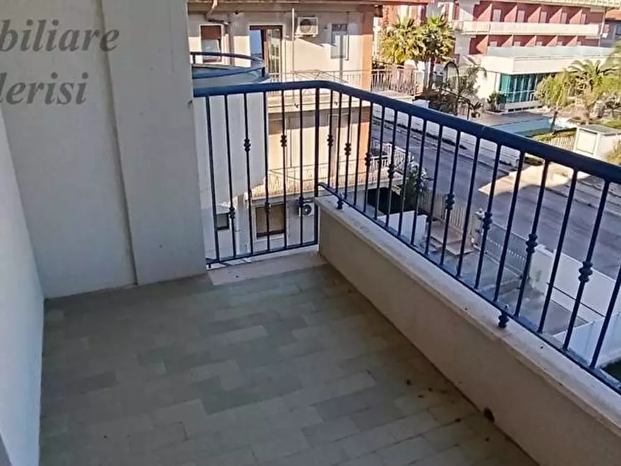 Immagine 41 di Appartamento in vendita  in Via Ristori a San Benedetto Del Tronto