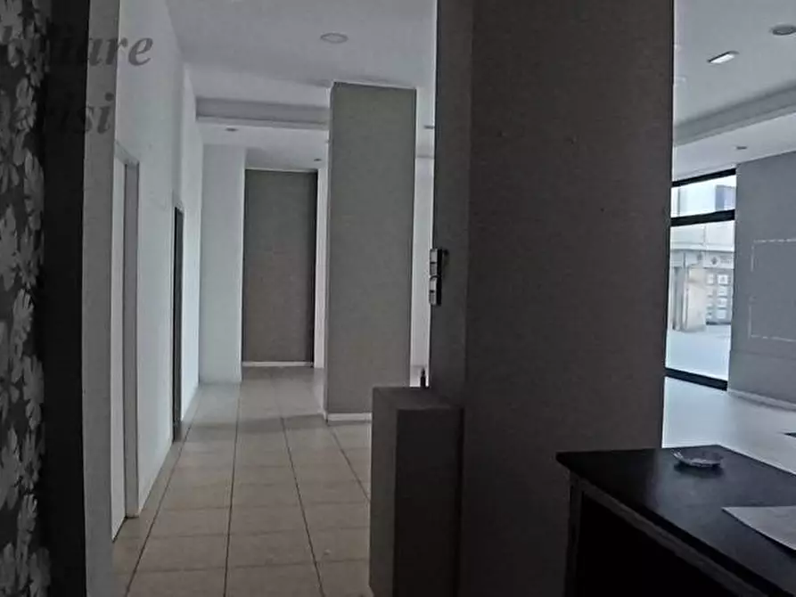 Immagine 5 di Locale commerciale in affitto  in Via San Martino a San Benedetto Del Tronto