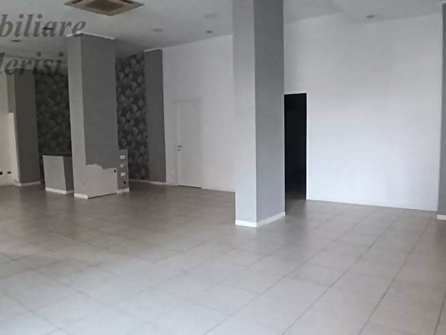 Immagine 7 di Locale commerciale in affitto  in Via San Martino a San Benedetto Del Tronto