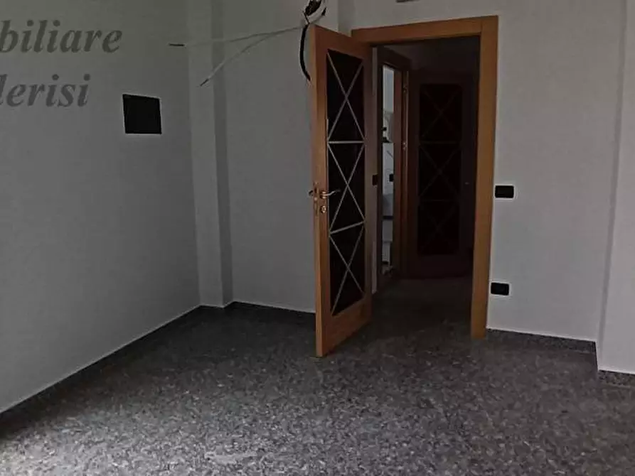 Immagine 8 di Ufficio in vendita  in Via Mario Curzi a San Benedetto Del Tronto