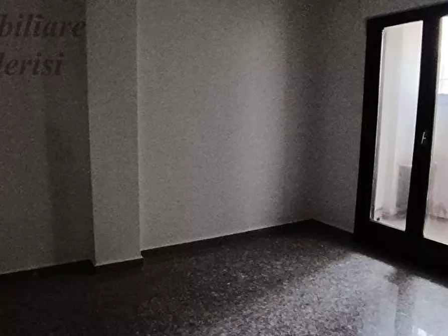 Immagine 21 di Ufficio in vendita  in Via Mario Curzi a San Benedetto Del Tronto