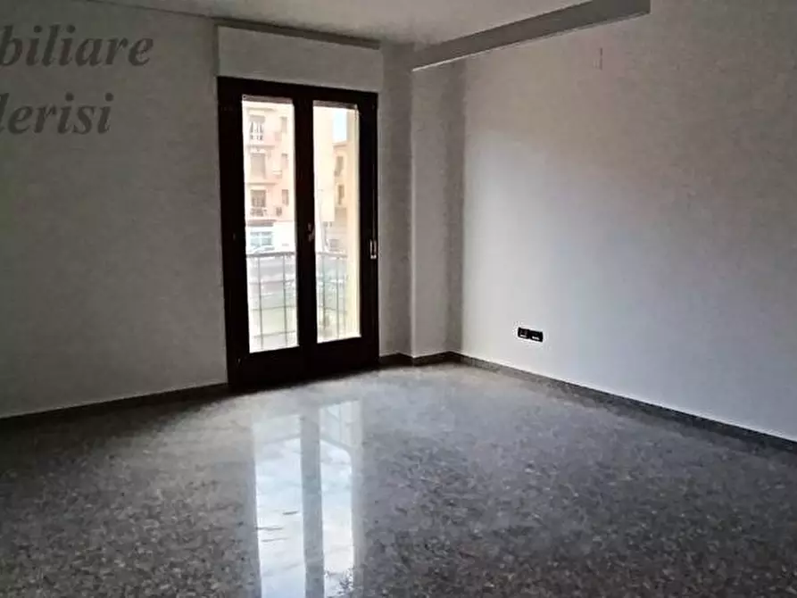 Immagine 23 di Ufficio in vendita  in Via Mario Curzi a San Benedetto Del Tronto