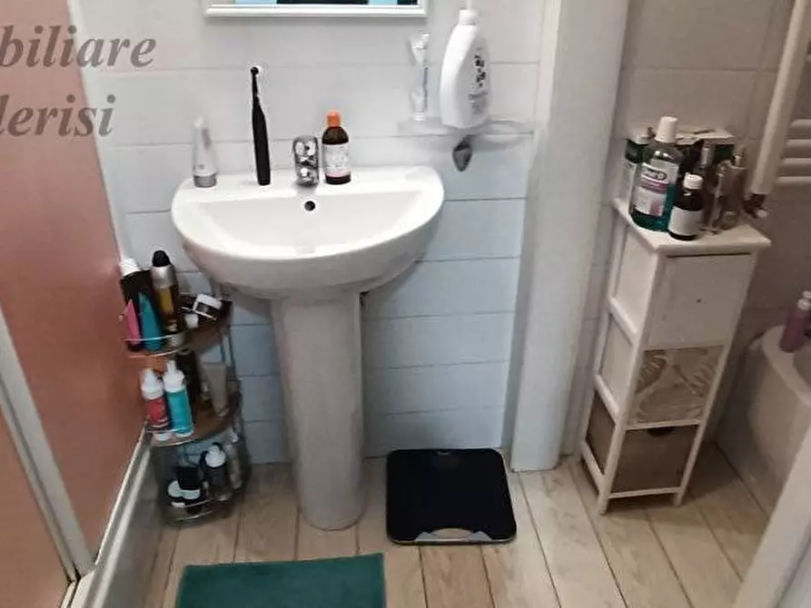 Immagine 10 di Appartamento in vendita  in Viale De Gasperi a San Benedetto Del Tronto