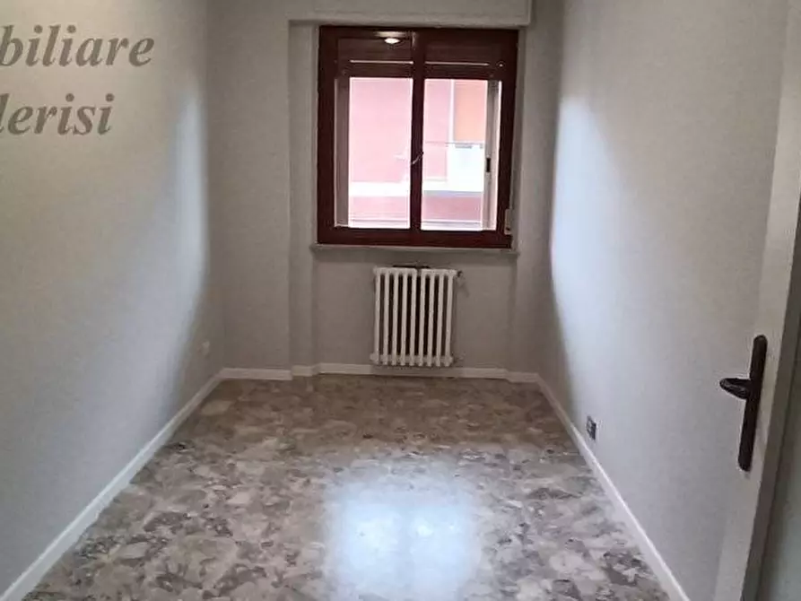 Immagine 11 di Appartamento in vendita  in Via Spinozzi a San Benedetto Del Tronto