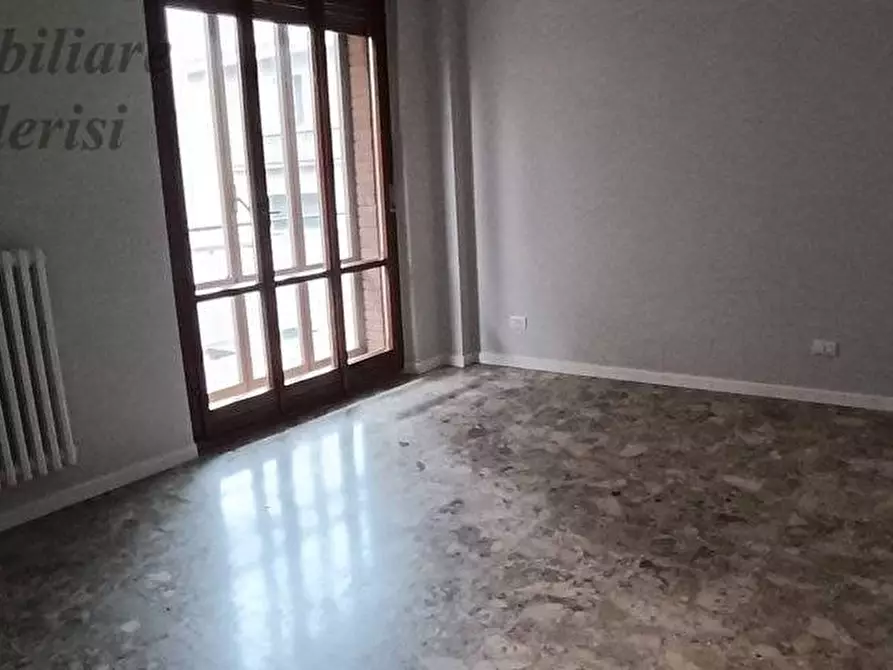 Immagine 21 di Appartamento in vendita  in Via Spinozzi a San Benedetto Del Tronto