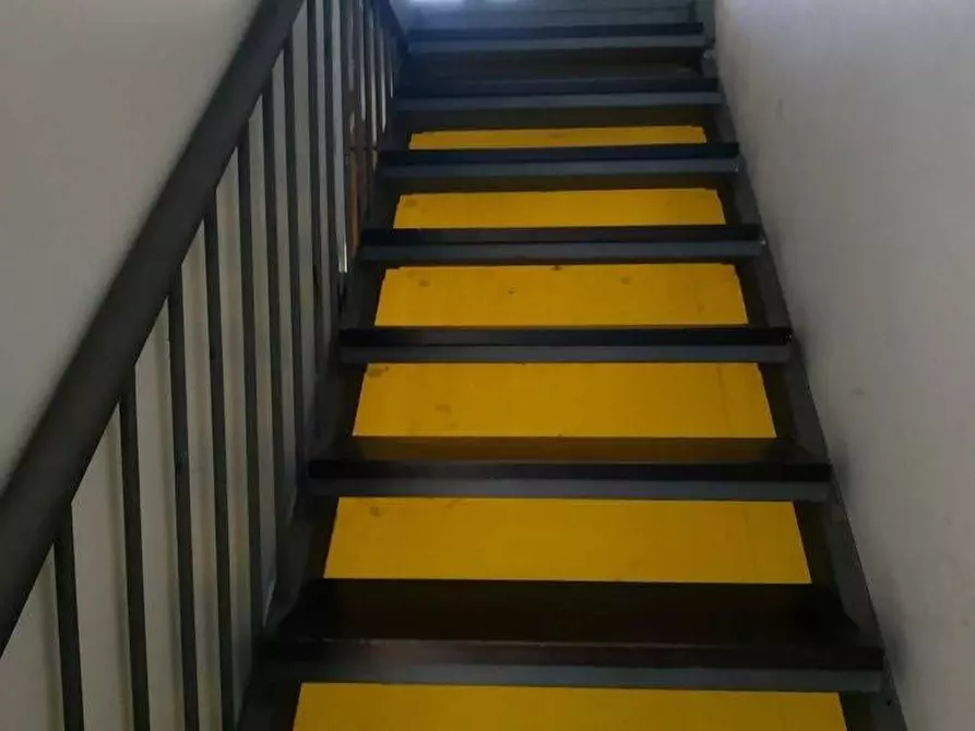 Immagine 3 di Locale commerciale in affitto  in Viale De Gasperi a San Benedetto Del Tronto