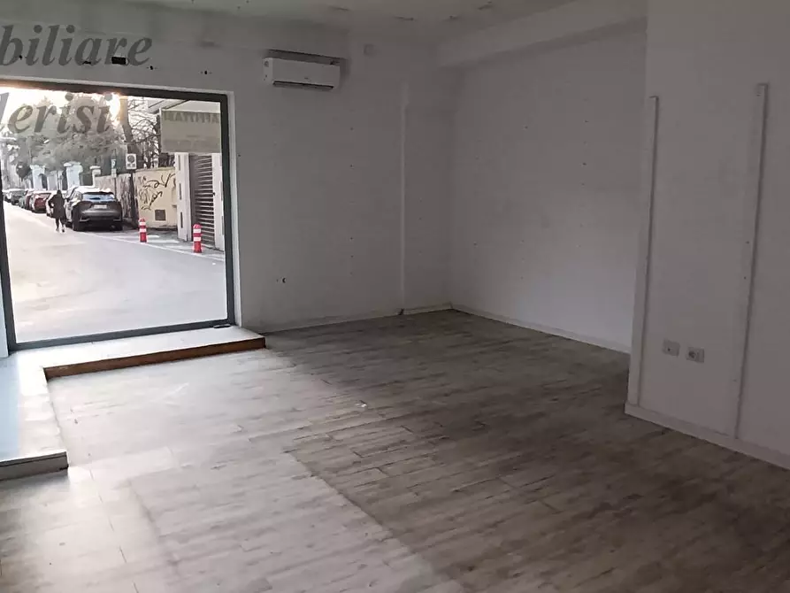 Immagine 2 di Locale commerciale in affitto  in Via Galilei a San Benedetto Del Tronto