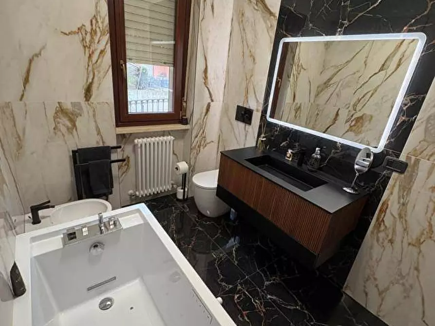 Immagine 8 di Appartamento in vendita  in Via Livatino a Acquaviva Picena