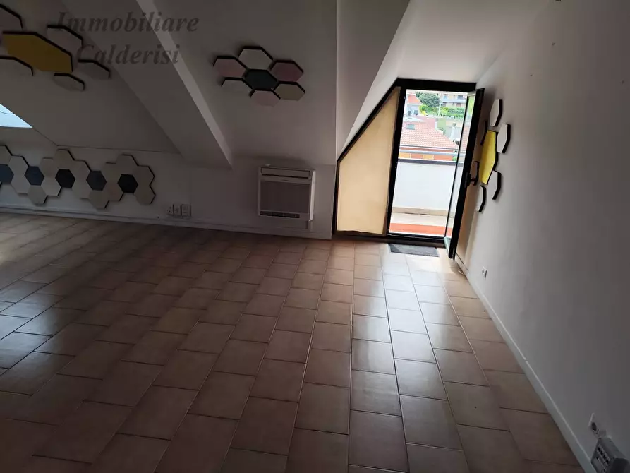 Immagine 5 di Ufficio in affitto  in Via Mattei a San Benedetto Del Tronto