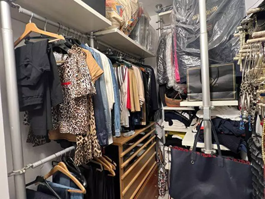 Immagine 19 di Appartamento in vendita  in Via Toscana a San Benedetto Del Tronto