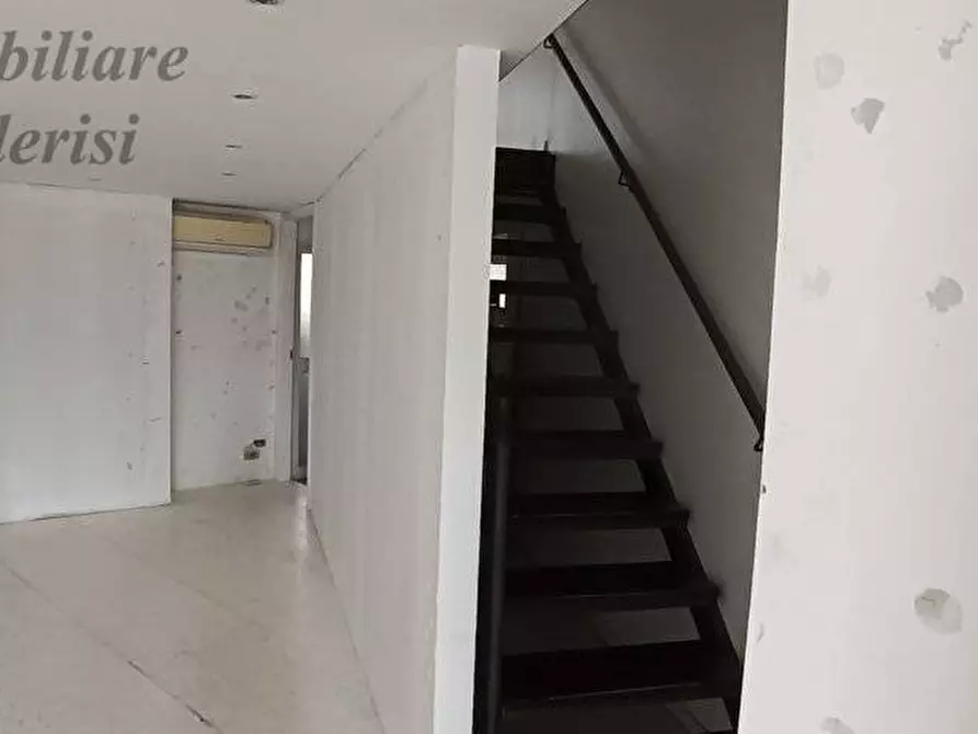 Immagine 29 di Locale commerciale in affitto  in Viale De Gasperi a San Benedetto Del Tronto