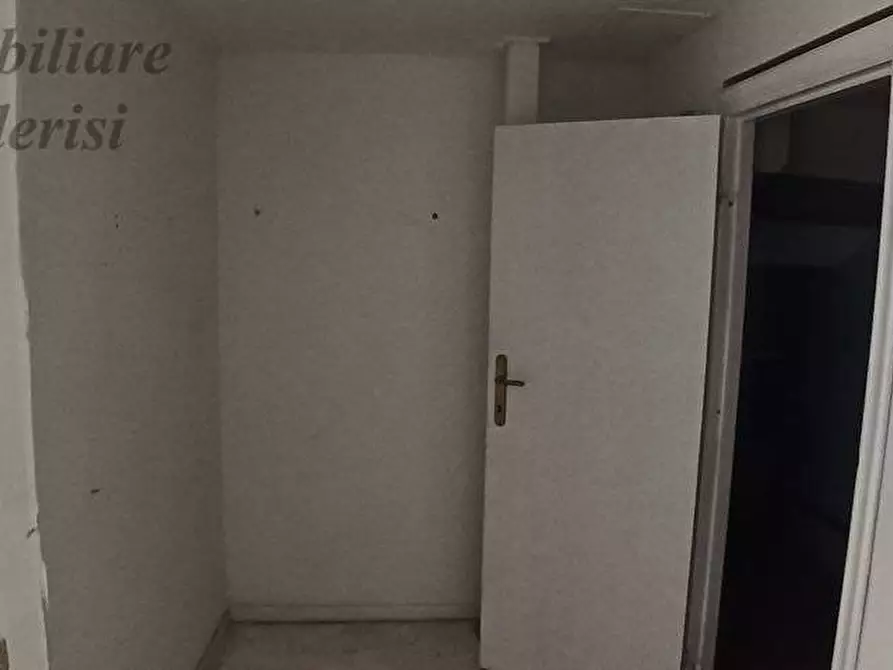 Immagine 30 di Locale commerciale in affitto  in Viale De Gasperi a San Benedetto Del Tronto