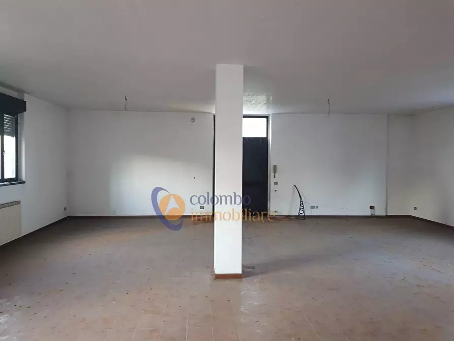 Immagine 5 di Laboratorio in vendita  in Via Gerbone 22 a Busto Arsizio