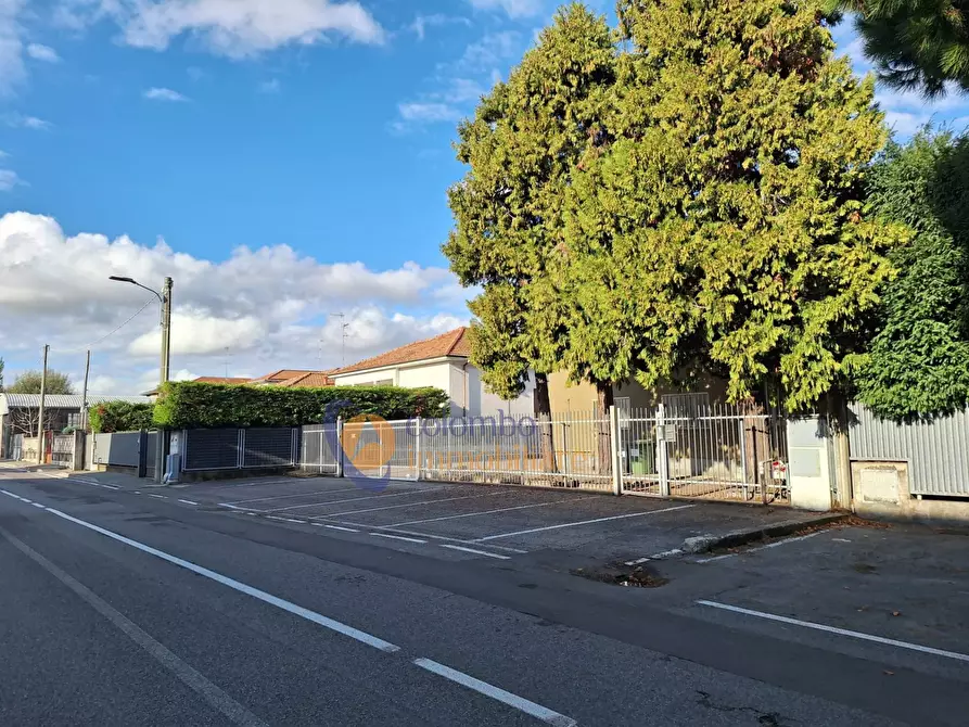 Immagine 2 di Capannone industriale in affitto  in via Salvo D'Acquisto 14 a Castellanza