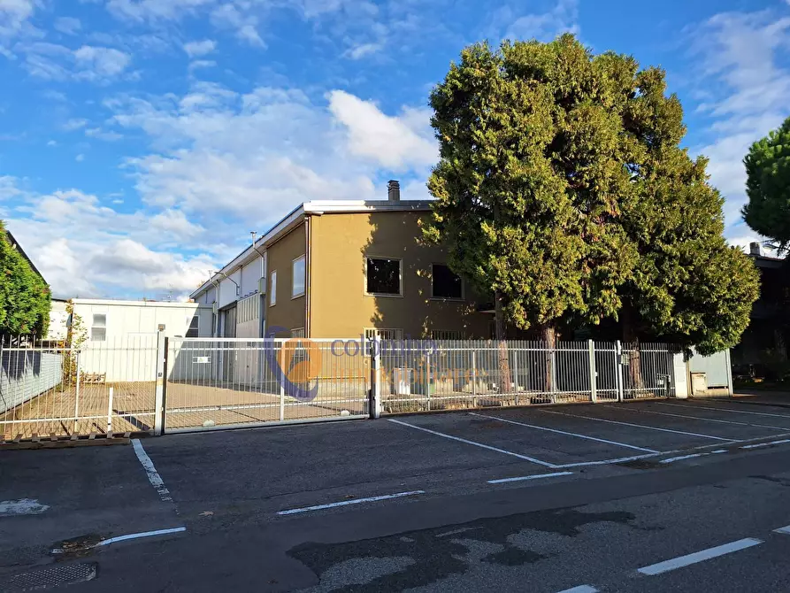 Immagine 1 di Capannone industriale in affitto  in via Salvo D'Acquisto 14 a Castellanza